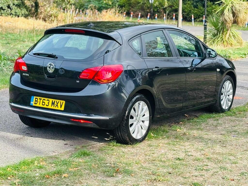 Vauxhall Astra 1.6 16V Sri Euro 5 Black #11