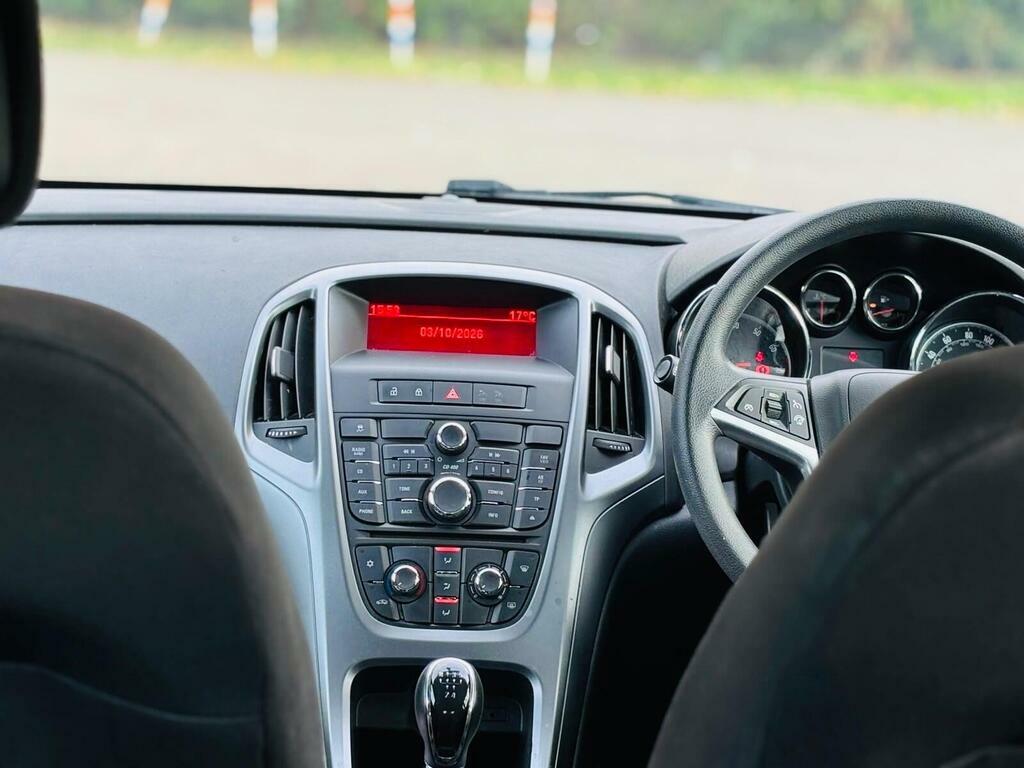 Vauxhall Astra 1.6 16V Sri Euro 5 Black #29