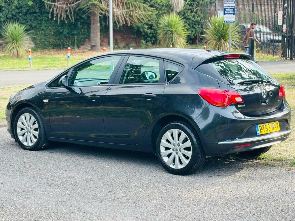 Vauxhall Astra 1.6 16V Sri Euro 5 Black #8