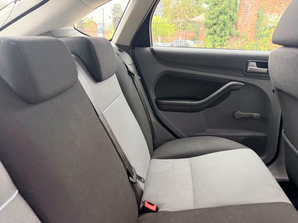 Ford Focus 1.6 Titanium 201059 Black #29