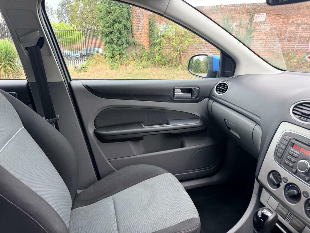 Ford Focus 1.6 Titanium 201059 Black #41