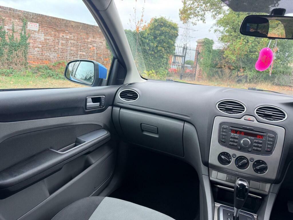 Ford Focus 1.6 Titanium 201059 Black #32
