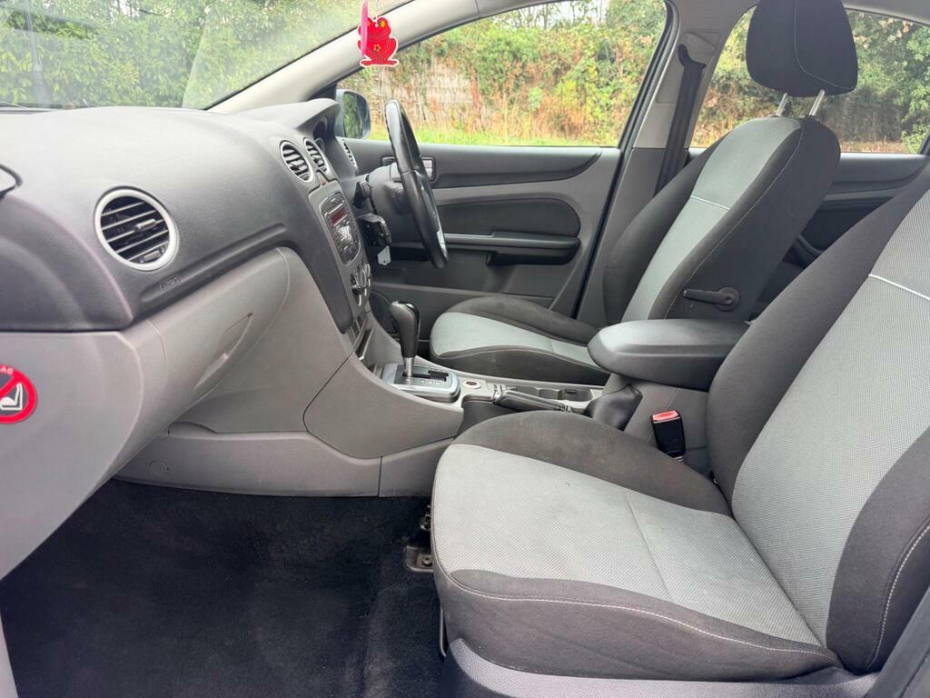 Ford Focus 1.6 Titanium 201059 Black #14