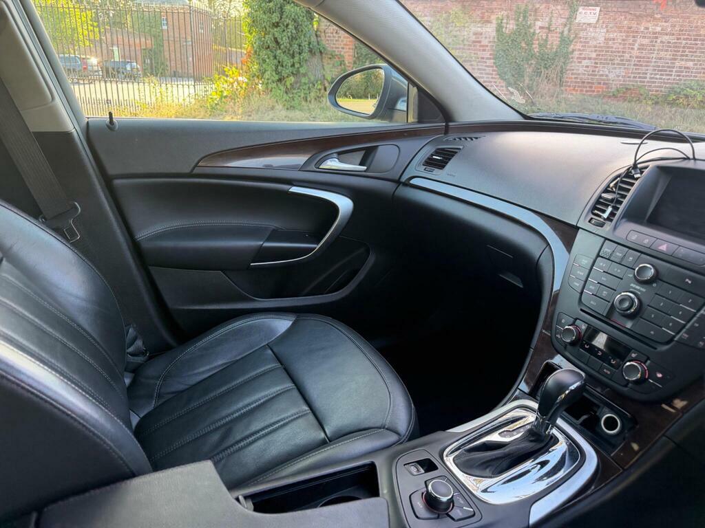 Vauxhall Insignia Exclusiv Cdti 5-Door Silver #21