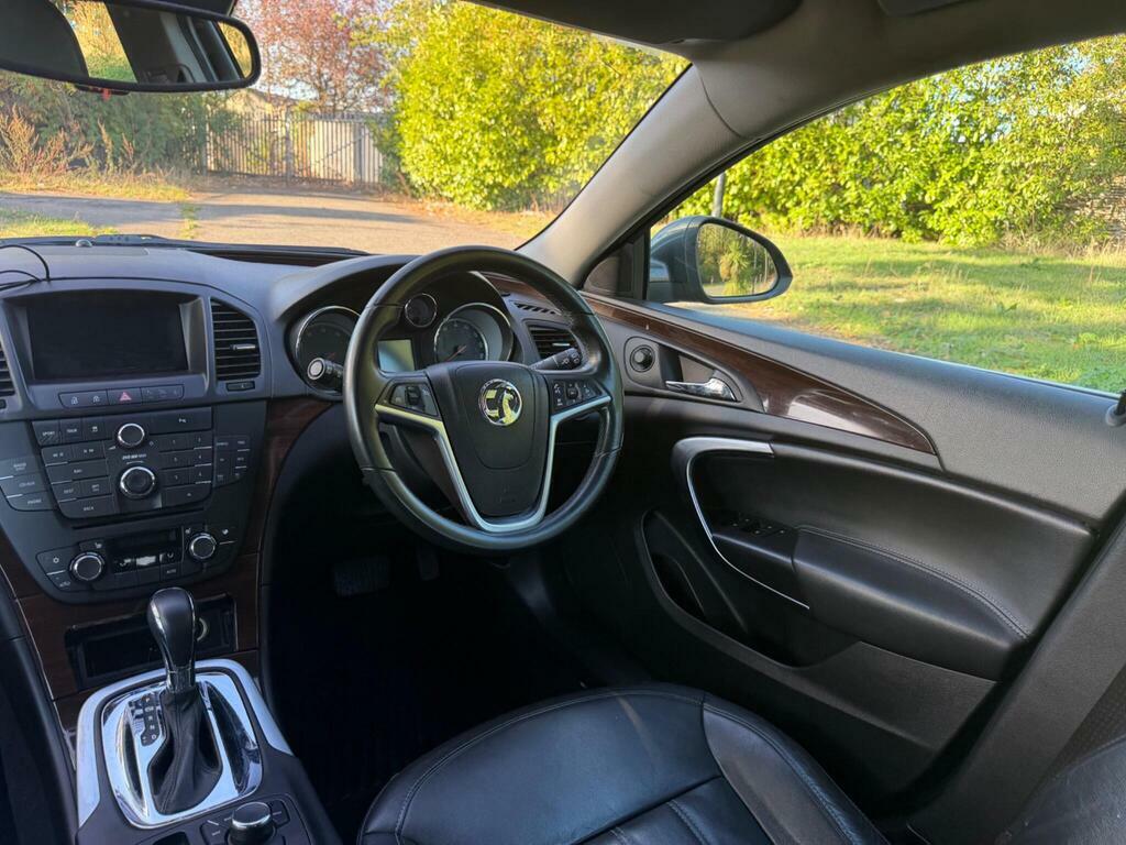 Vauxhall Insignia Exclusiv Cdti 5-Door Silver #34