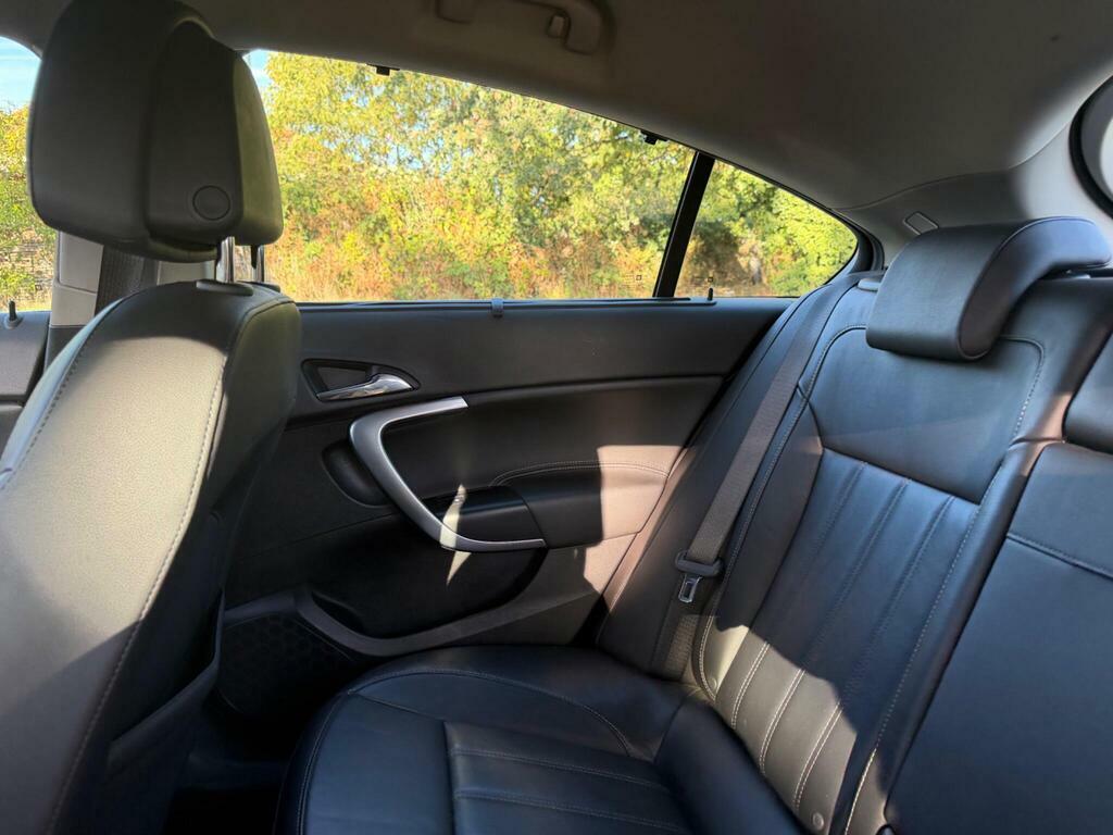 Vauxhall Insignia Exclusiv Cdti 5-Door Silver #36