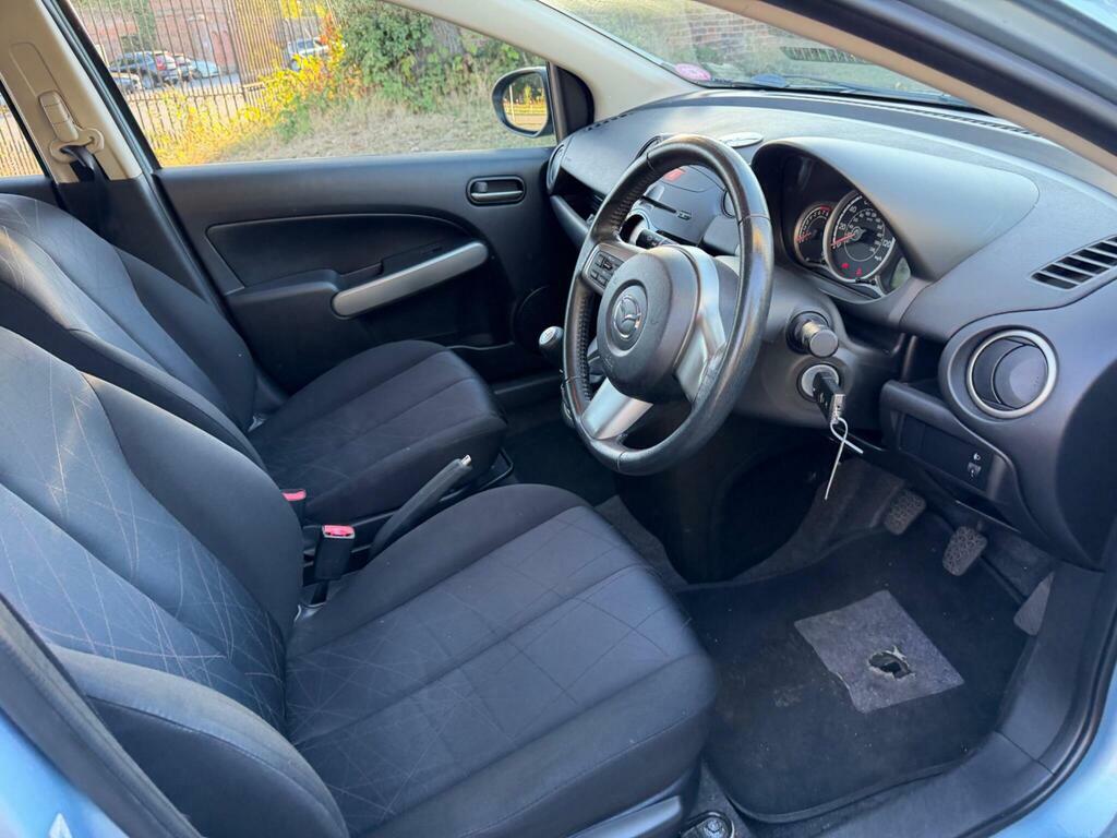 Mazda 2 Tamura Grey #34