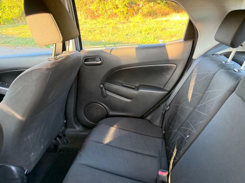 Mazda 2 Tamura Grey #24