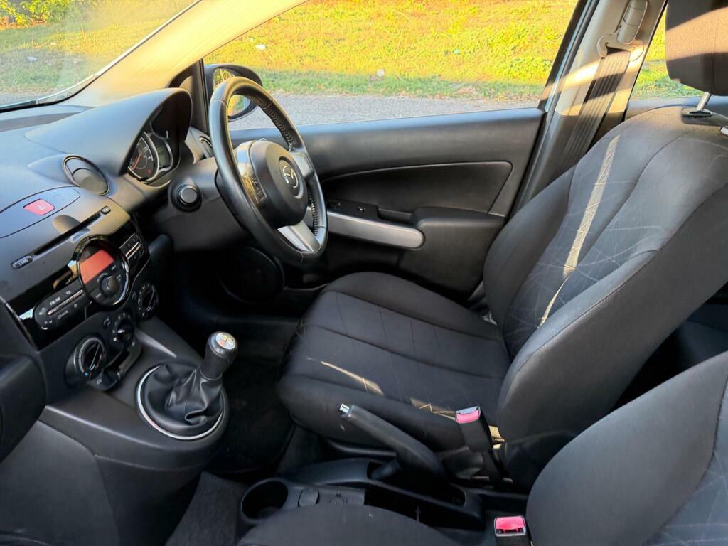 Mazda 2 Tamura Grey #18