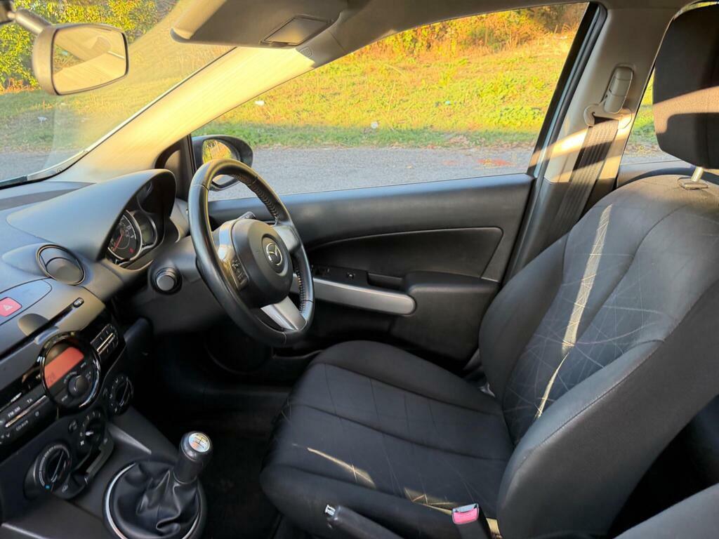 Mazda 2 Tamura Grey #17
