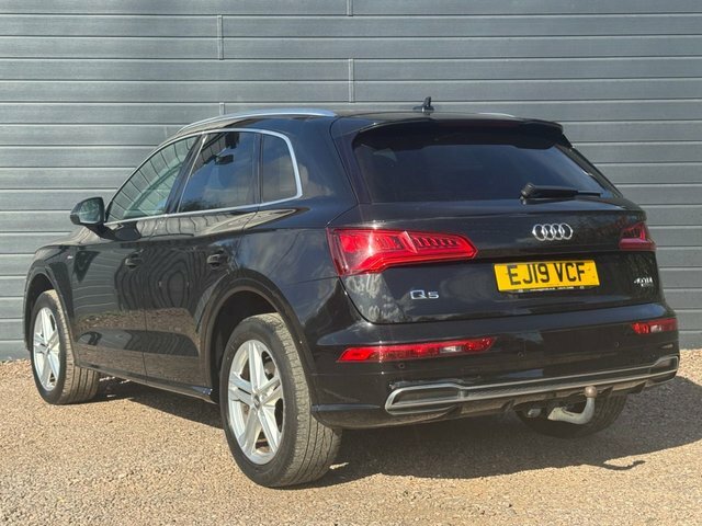 Audi Q5 2019 2.0 Tdi 40 S Line Suv Black #2