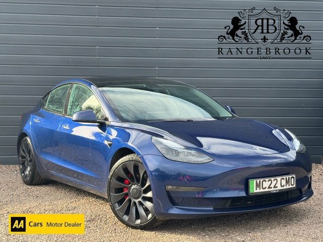 Tesla Model 3 2022 Dual Motor Performance Saloon Blue