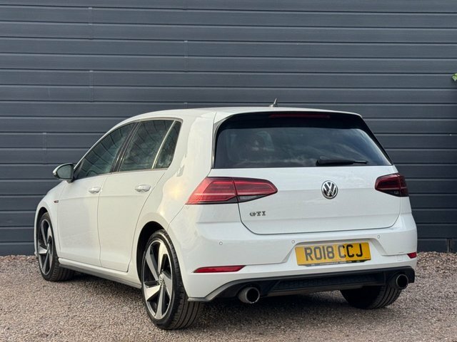 Volkswagen Golf 2018 2.0 Tsi Gti Hatchback White #2