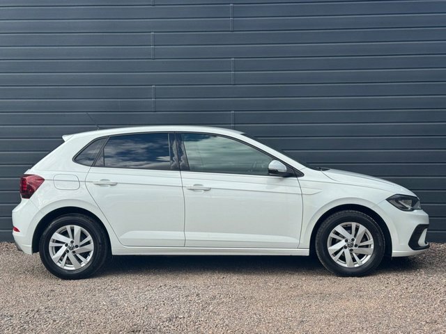 Volkswagen Polo 2022 1.0 Tsi Life Hatchback Dsg White #6