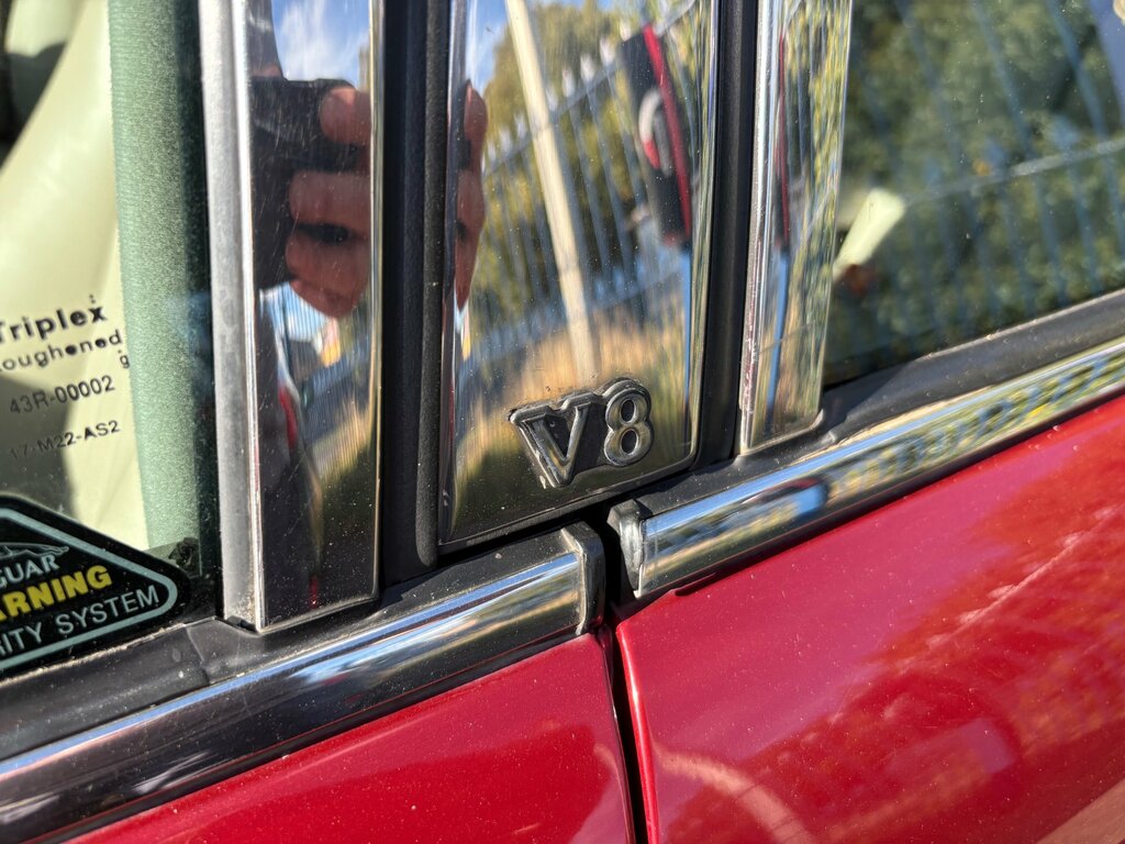 Jaguar XJ Sovereign V8 - Red #6