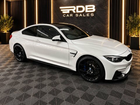 BMW M4 3.0 M4 Competition White