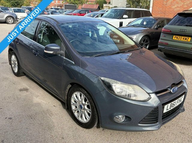 Ford Focus 1.6 Zetec Powershift Euro Black #1