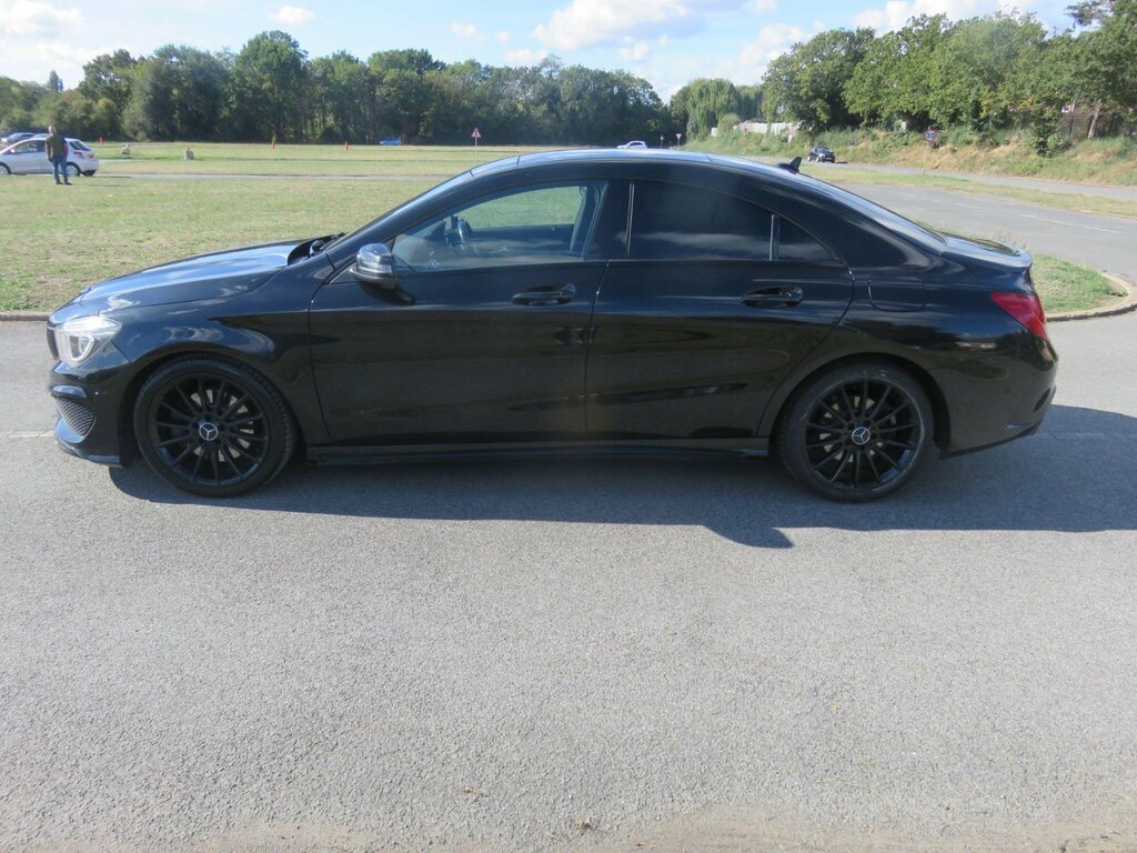 Mercedes-Benz CLA Class Saloon 2.1 Silver #15