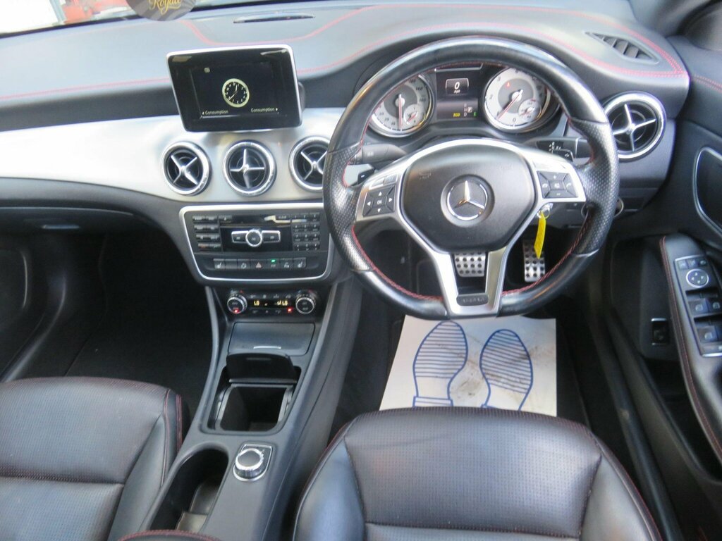 Mercedes-Benz CLA Class Saloon 2.1 Silver #42