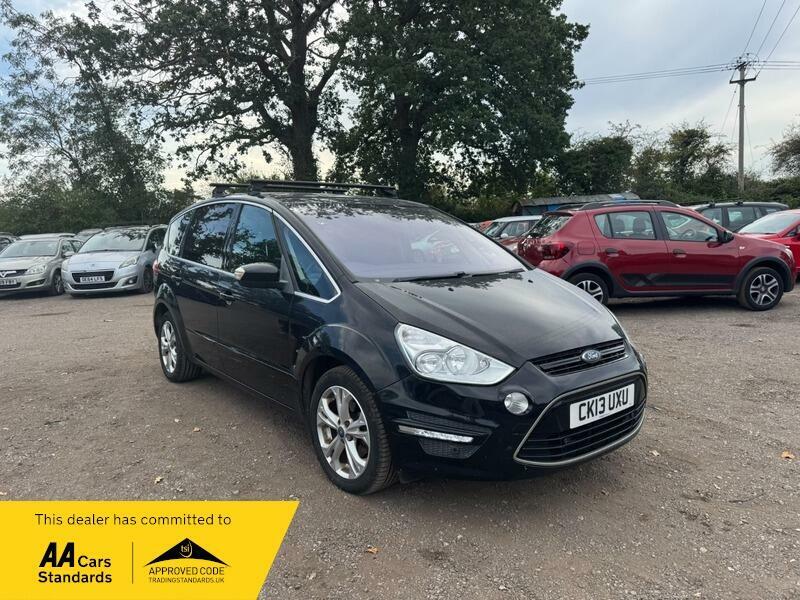 Ford S-Max Titanium Black