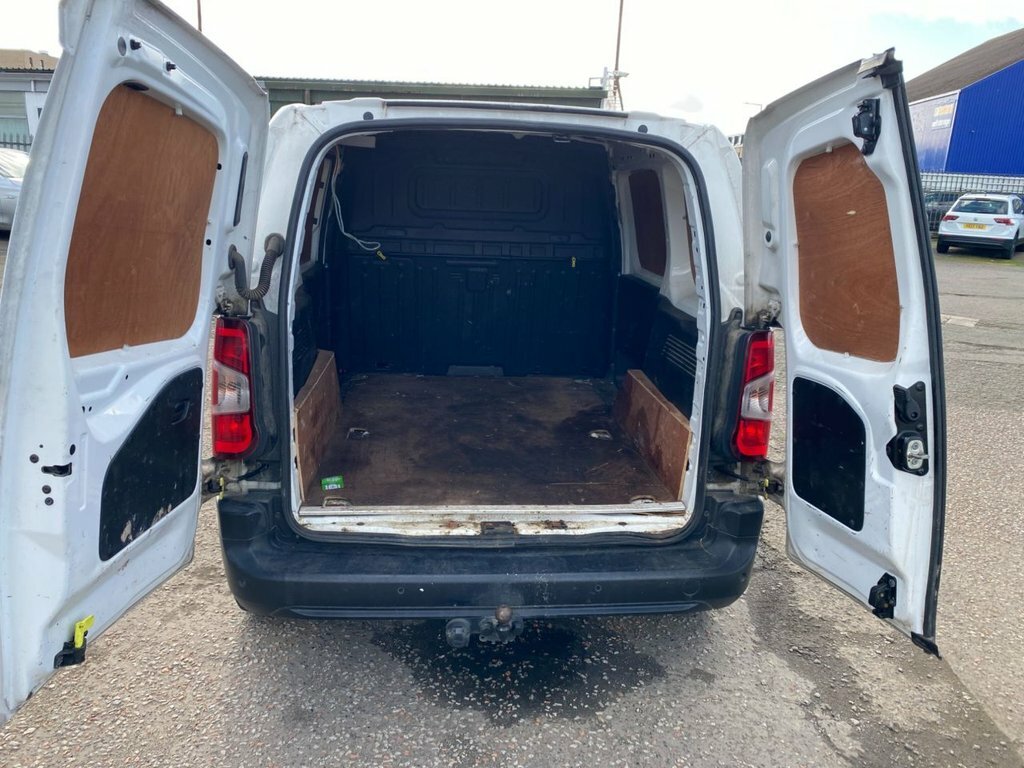 Citroen Berlingo 1.5L Enterprise M White #9
