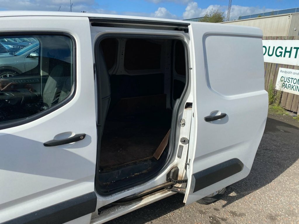 Citroen Berlingo 1.5L Enterprise M White #5