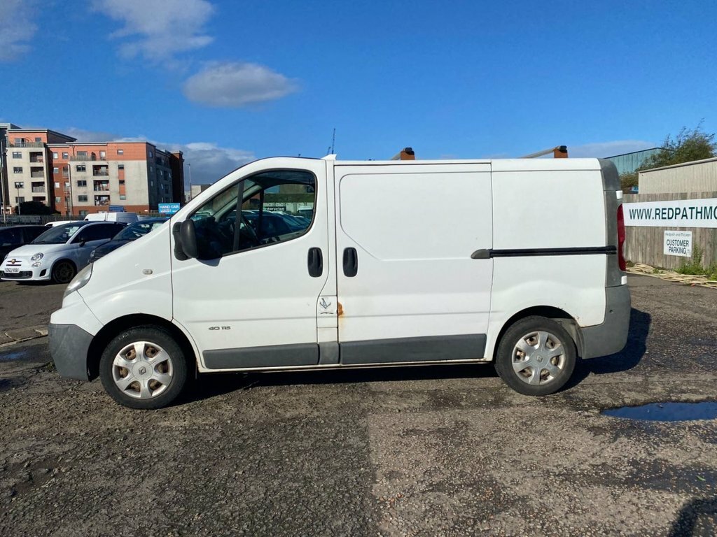 Renault Trafic Mpv SN10GOV White #4