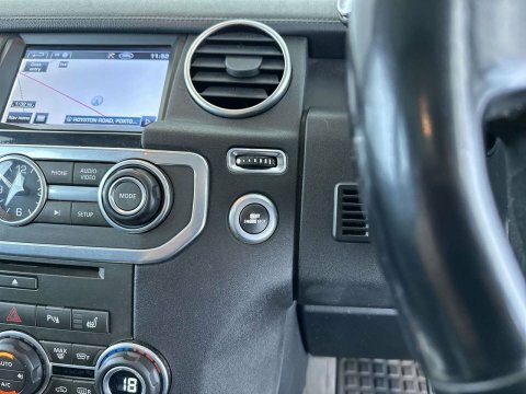 Land Rover Discovery 3.0 Discovery Hse Grey #32