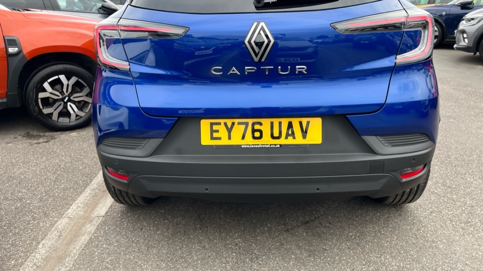 Renault Captur 1.8 E-tech Full Hybrid 160 Esprit Alpine White #66