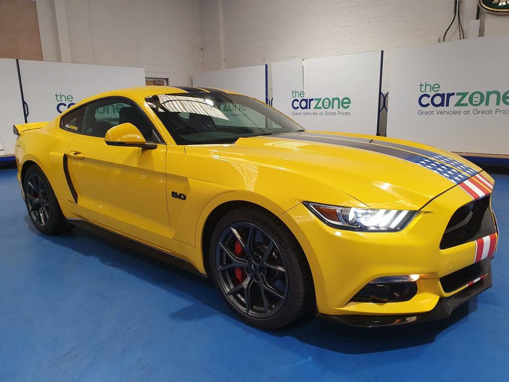 Ford Mustang Coupe 