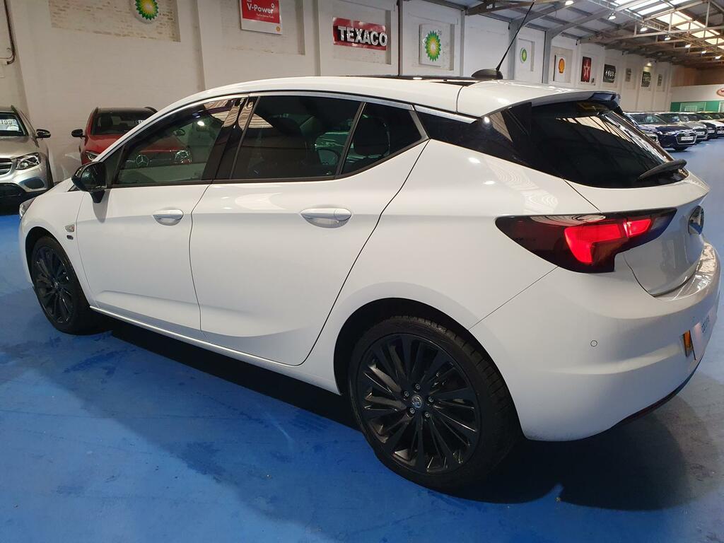 Vauxhall Astra Astra Griffin Edition T White #5