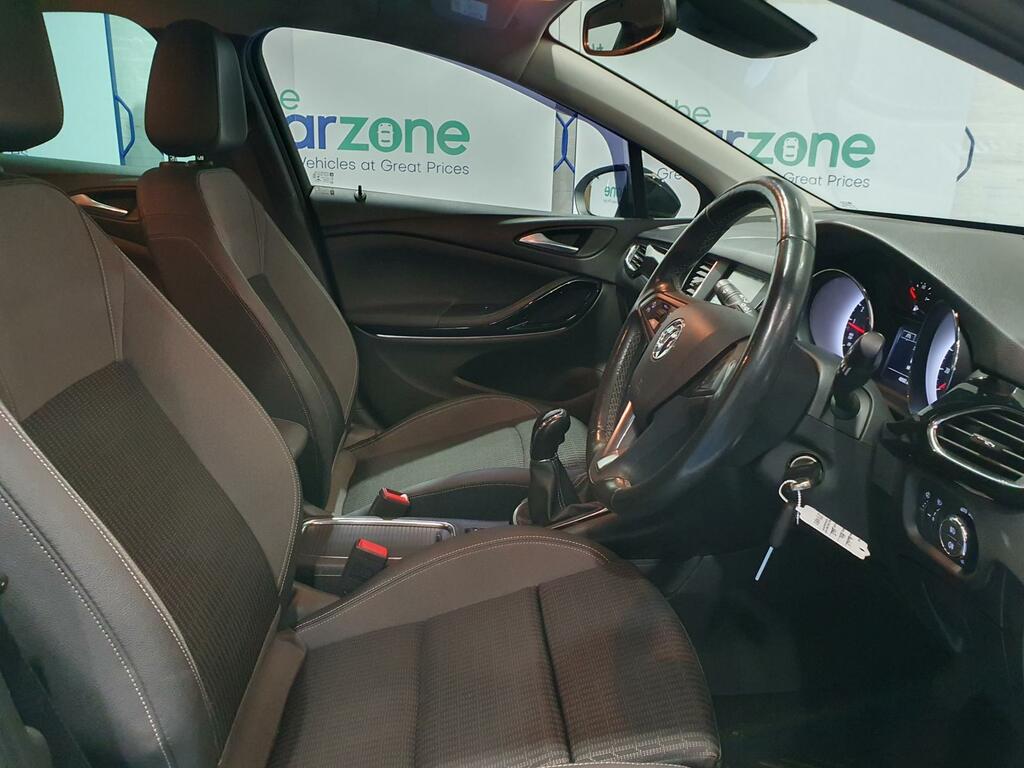 Vauxhall Astra 1.2 Turbo 145 Griffin Edition White #9