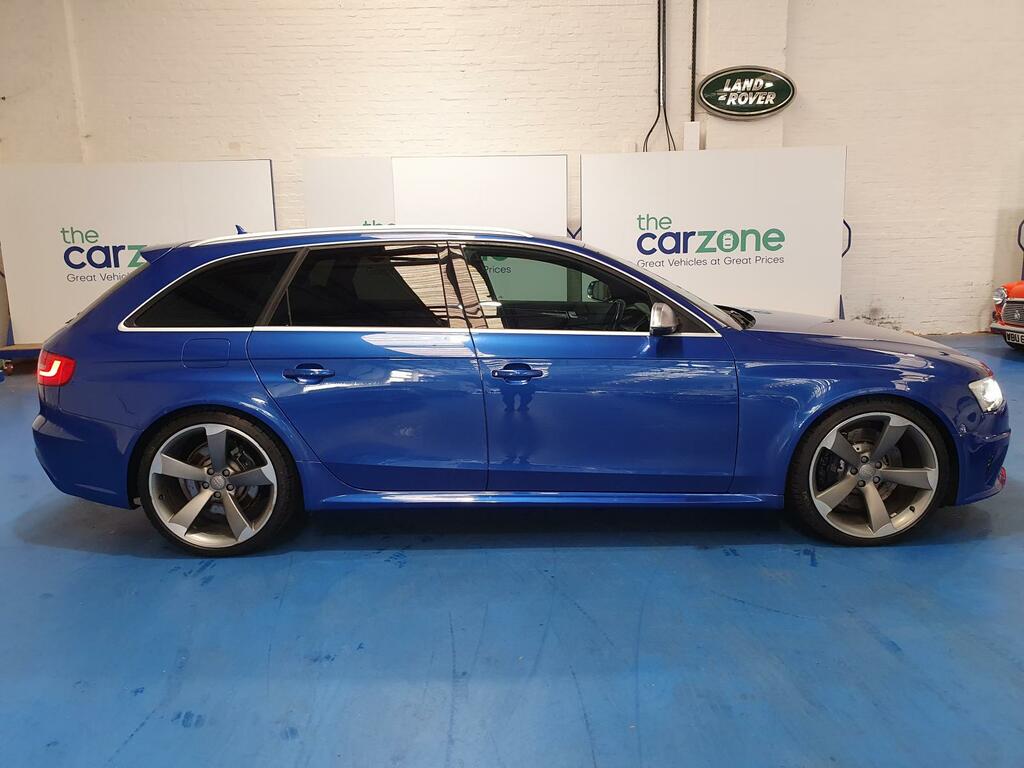 Audi RS4 Avant Estate #2