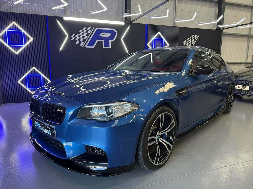 BMW M5 V8  #2