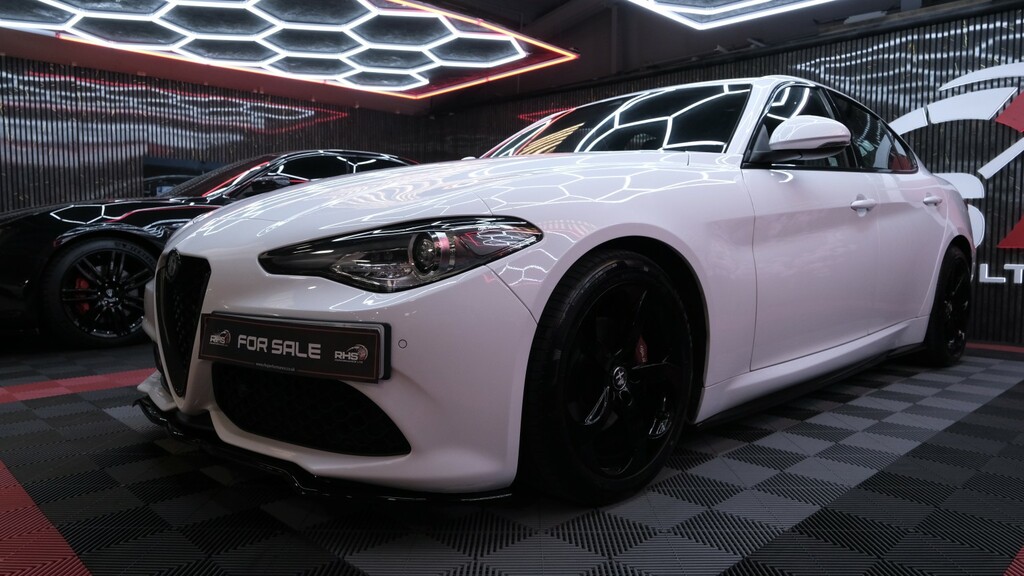 Alfa Romeo Giulia Saloon 2.2 Giulia E6b 2.2 Turbo 180Hp Speci White