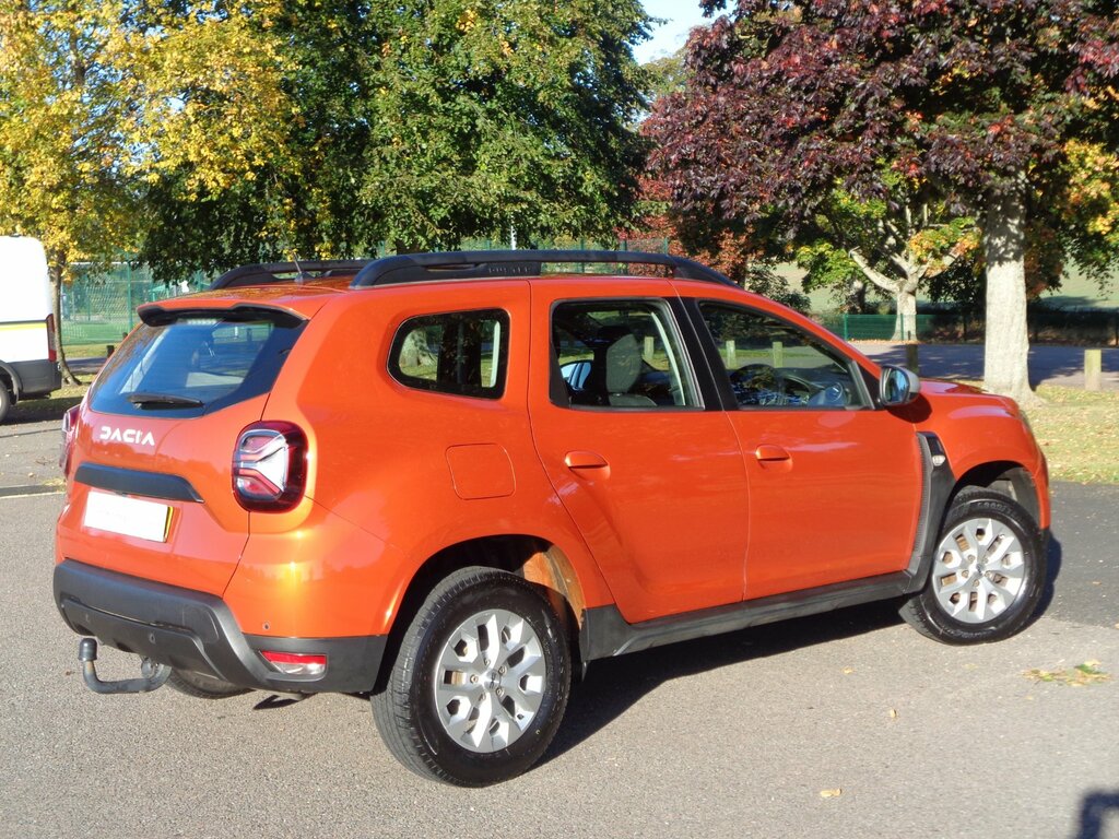 Dacia Duster 1.5 Blue Dci Expression 4Wd 5-Door Orange #3