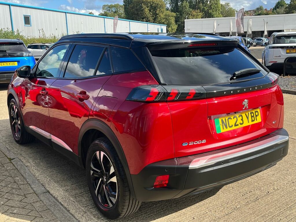 Peugeot e-2008 50Kwh Gt Suv 7Kw Charger 136 Red #5