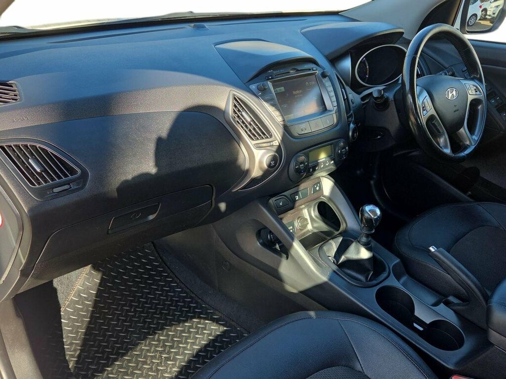Hyundai Ix35 1.7 Crdi Se Nav - 2014 14 White #2