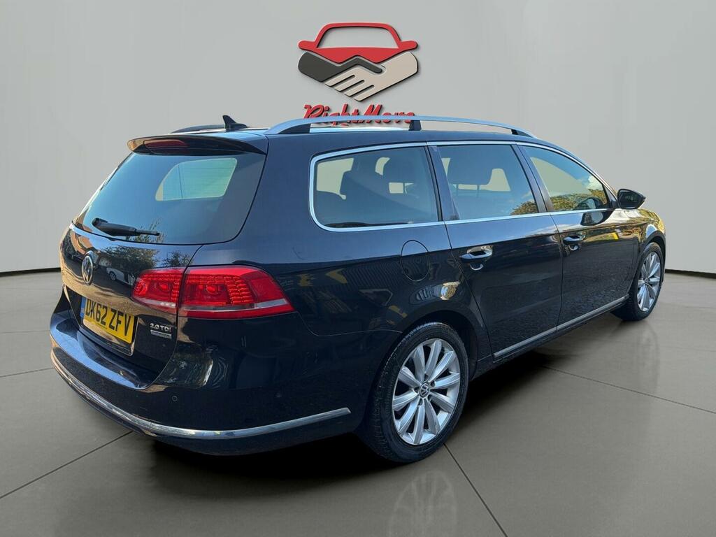 Volkswagen Passat Sport Black #3