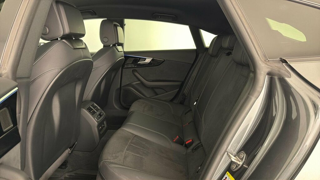 Audi A5 35 Tfsi Sport S Tronic Black #24