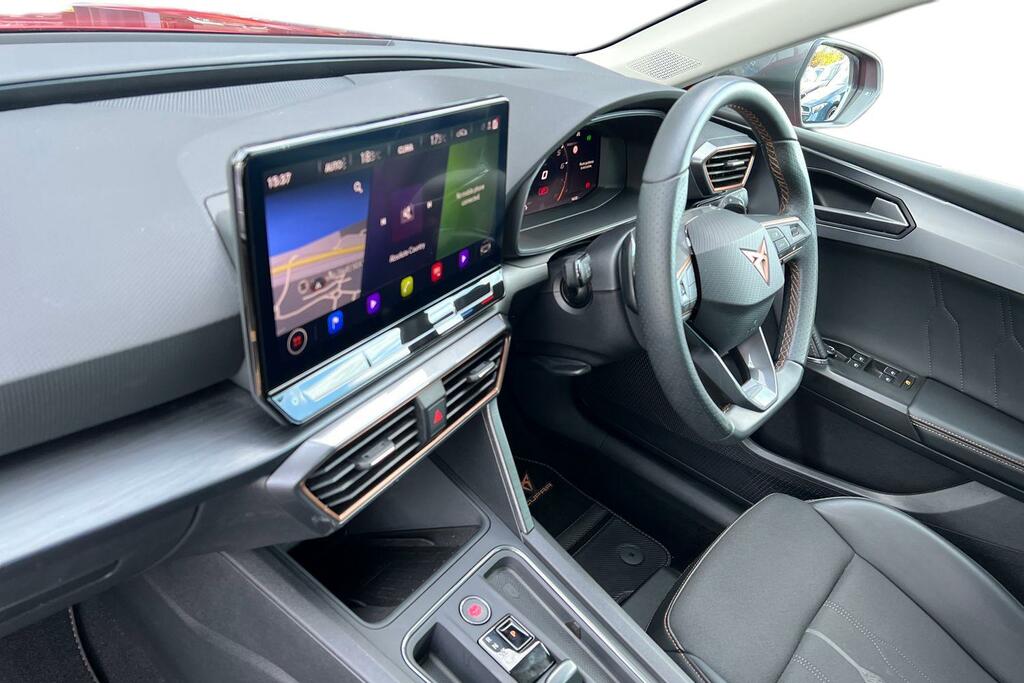 Cupra Leon 1.5 Etsi V1 Dsg Red #2