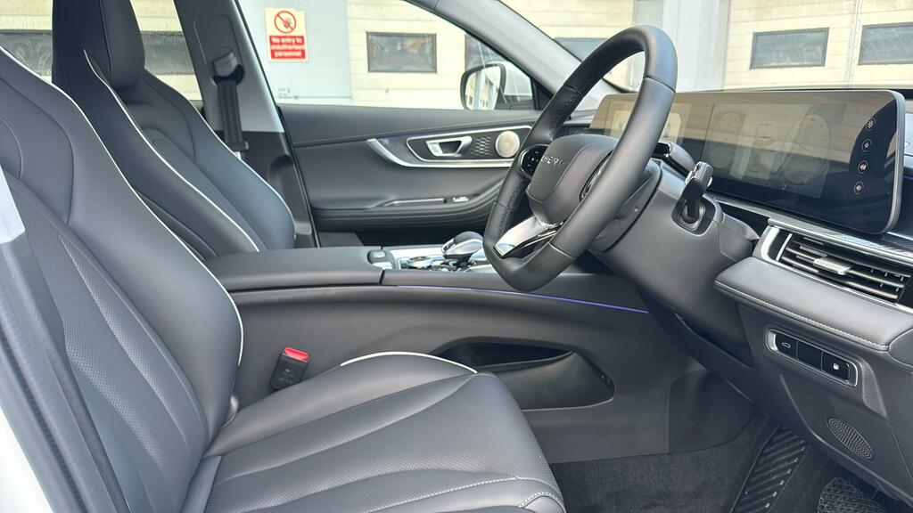Chery Tiggo 7 Suv Black #4