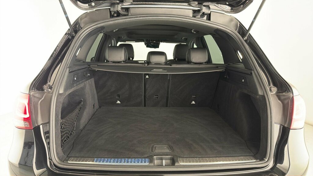 Mercedes-Benz GLC Class Glc 300 Amg Line Premium D 4Matic White #15