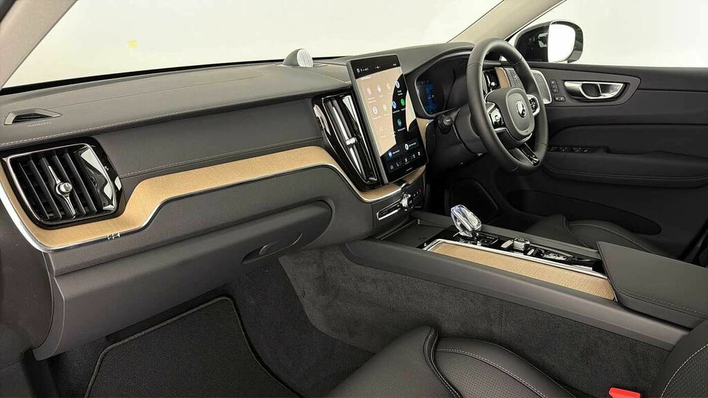 Volvo XC60 Ultra, T8 Awd Plug-in Hybrid, Dar Black #3