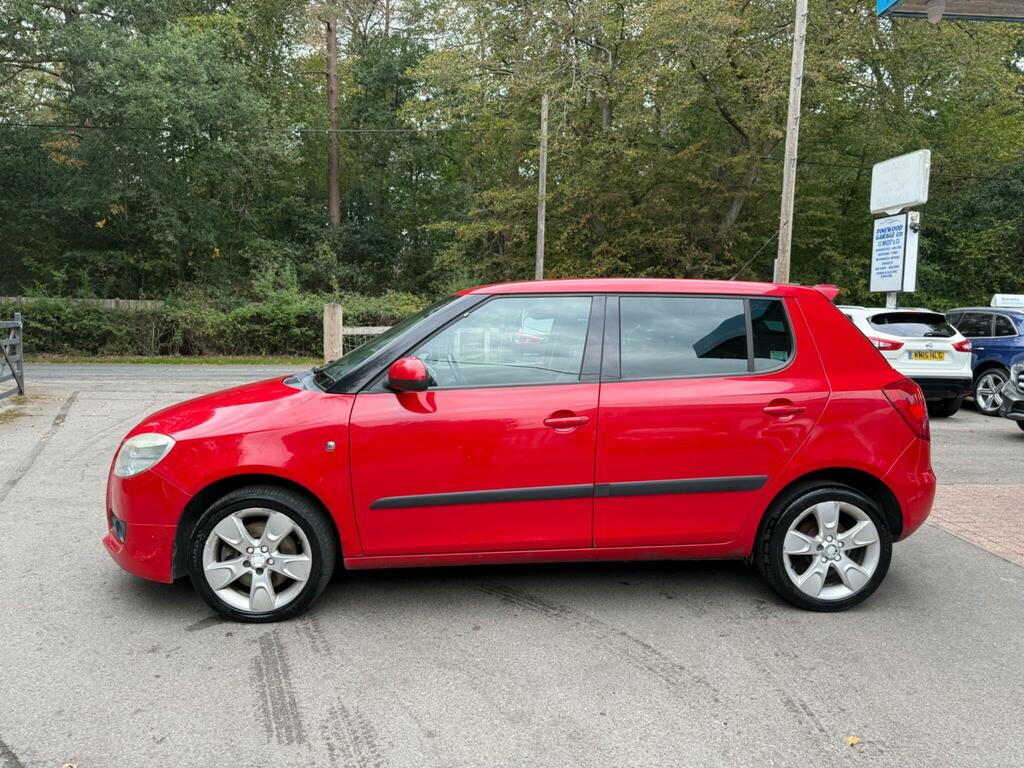 Skoda Fabia 1.9 Tdi Pure Drive Sport Red #6