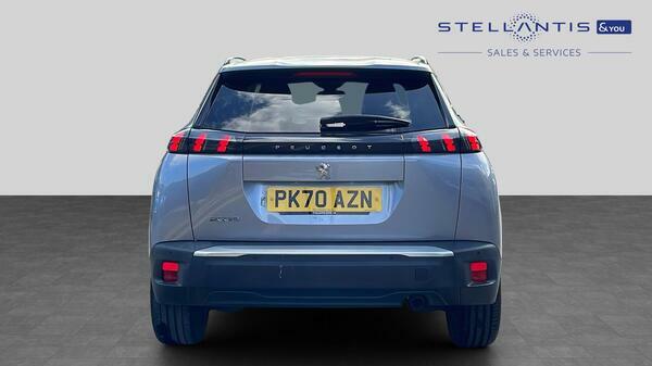 Peugeot 2008 1.2 Puretech Allure Premium Suv  #4