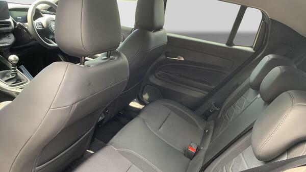Jeep Avenger 1.2 Altitude White #39