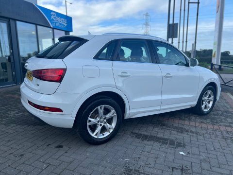 Audi Q3 2.0 Tdi Se White #5