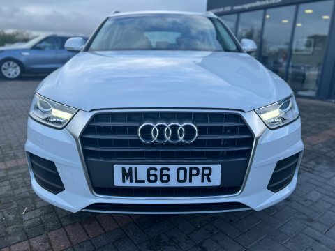 Audi Q3 2.0 Tdi Se White #2