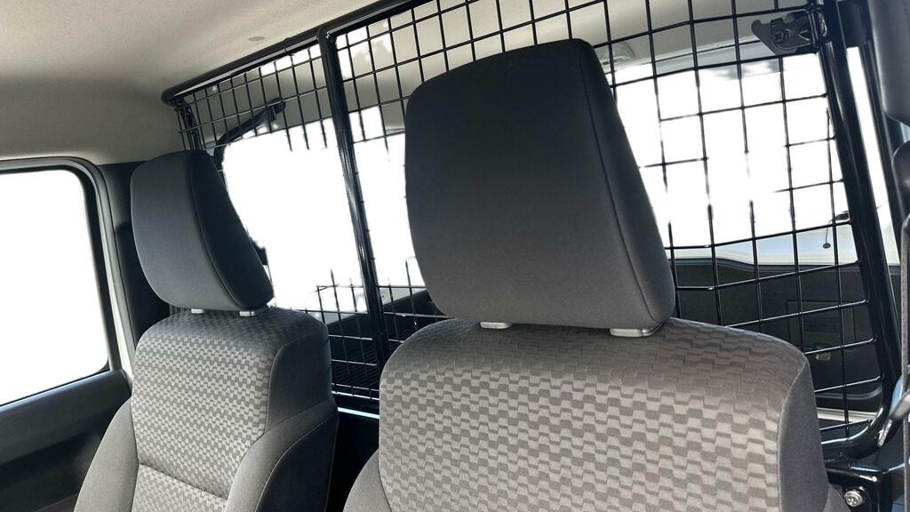 Suzuki Jimny Allgrip White #4